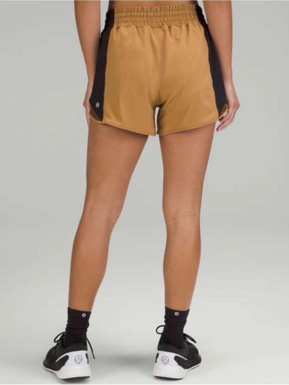 Lululemon hotty hot shorts 4 inches